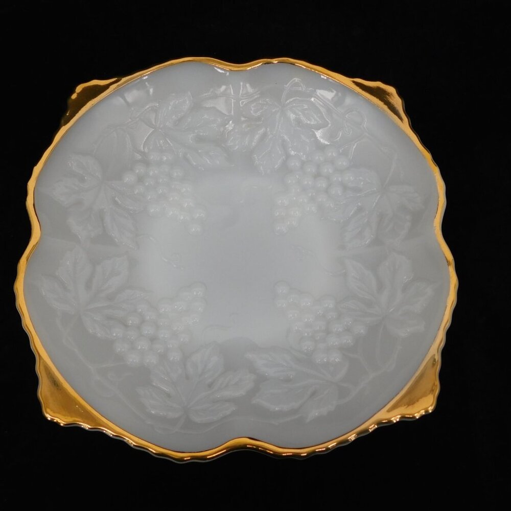 Anchor Hocking Vintage Milk Glass Footed Square Bowl Grapes Gold Rim White